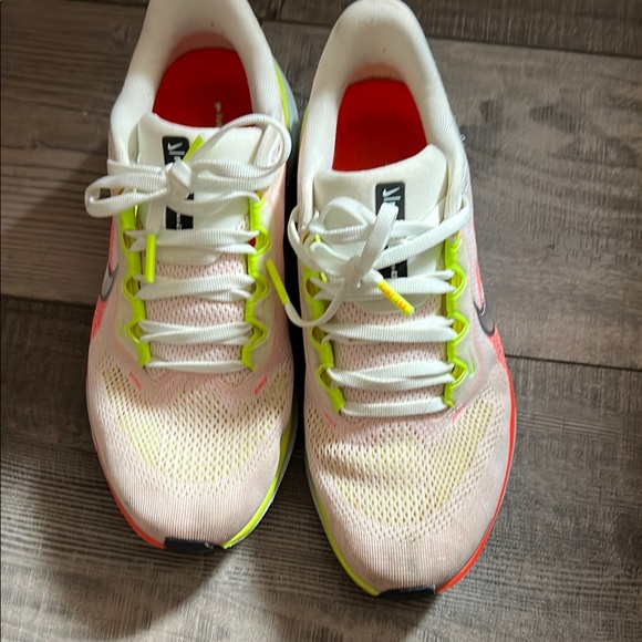 Nike Air Zoom Sneakers - White and Neon Red - Picture 2 of 5